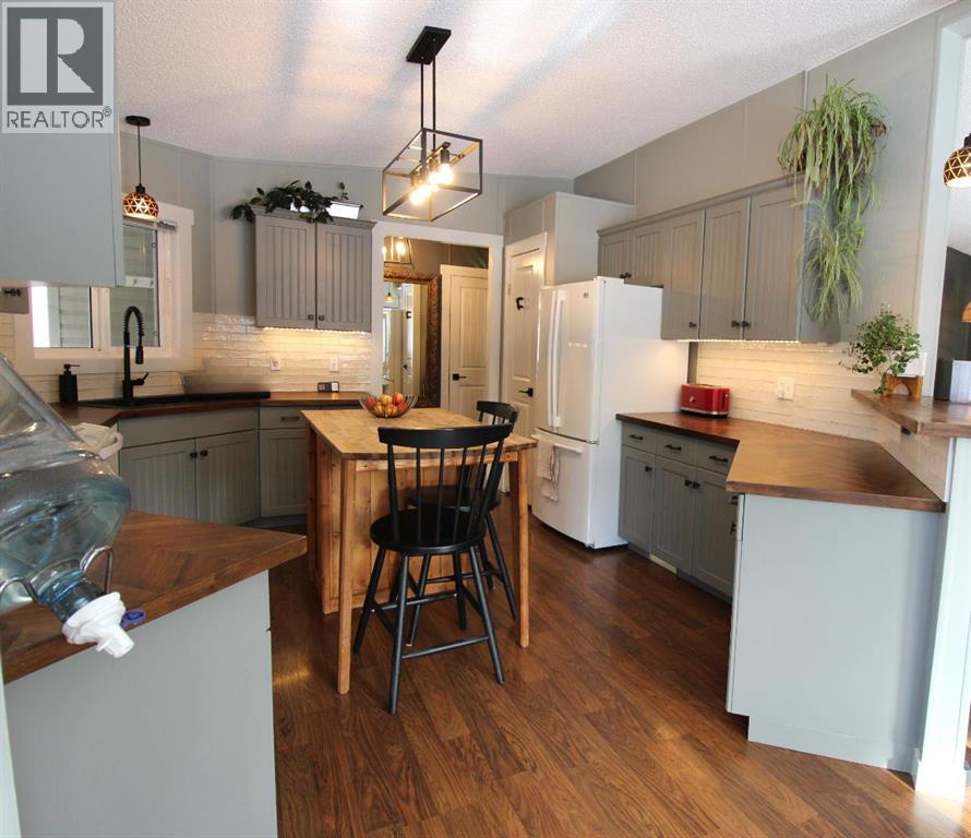 Photo 6 of 1376 732 Township, Rural Greenview No 16 Md Of AB