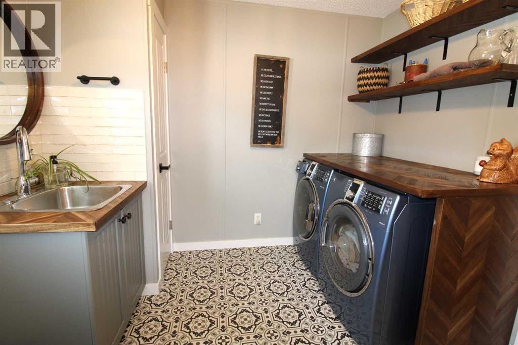 Photo 14 of 1376 732 Township, Rural Greenview No 16 Md Of AB