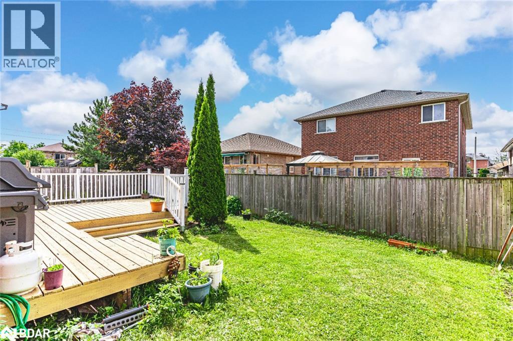 Photo 16 of 9 Buggs Gate, Barrie ON