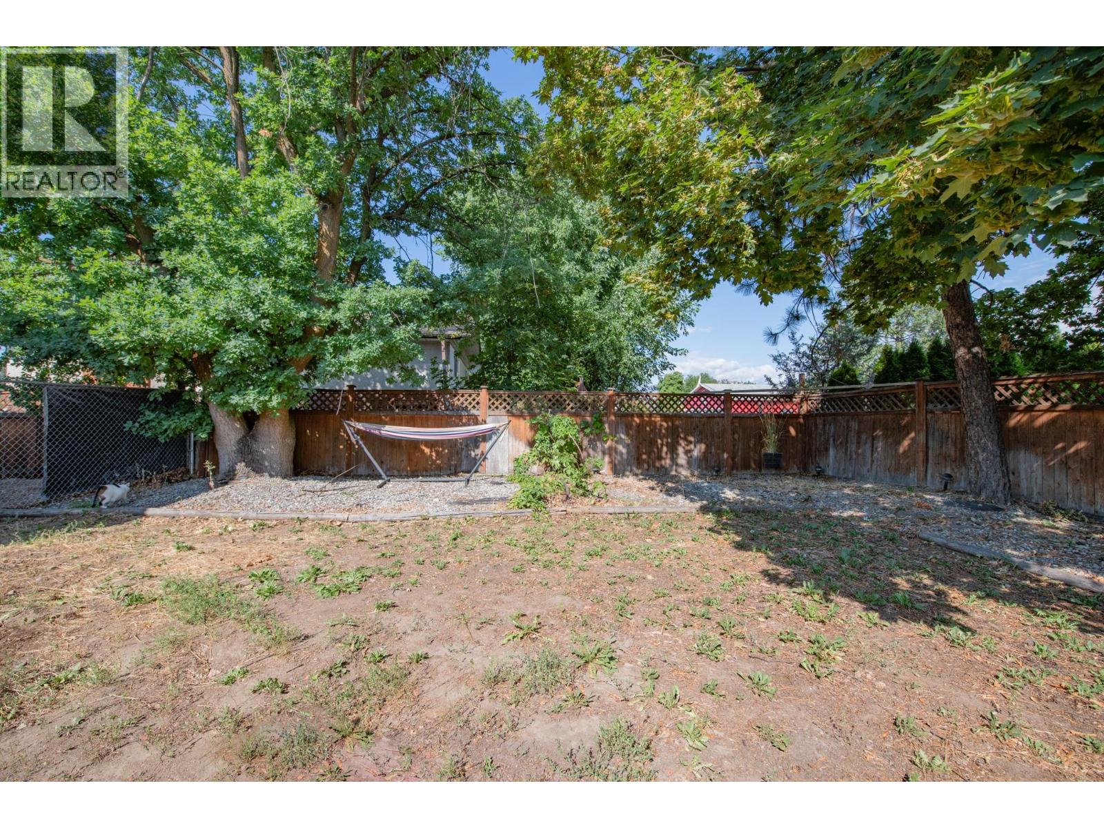 Photo 23 of 1390 Cornwall Road, Kelowna BC
