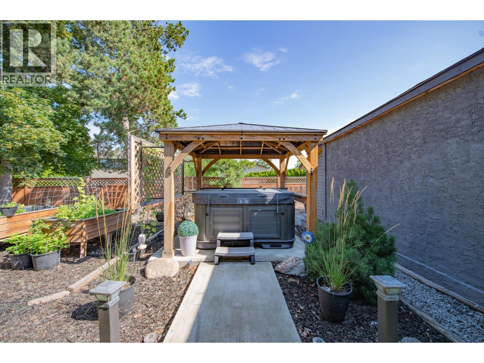 Photo 67 of 1390 Cornwall Road, Kelowna BC