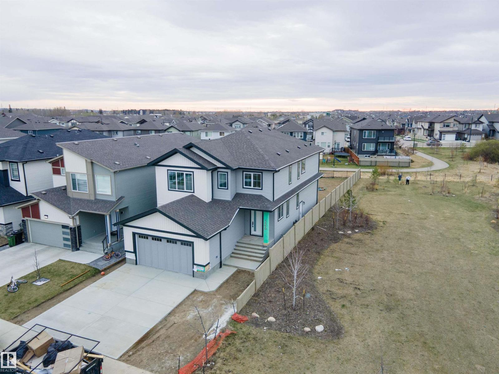 Photo 1 of 3540 6 St Nw, Edmonton AB