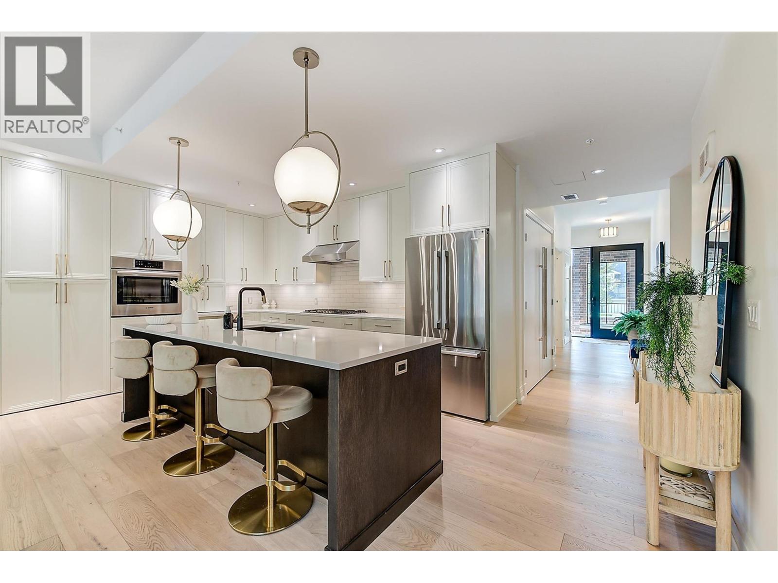 Photo 18 of 450 Groves Avenue Unit 102, Kelowna BC