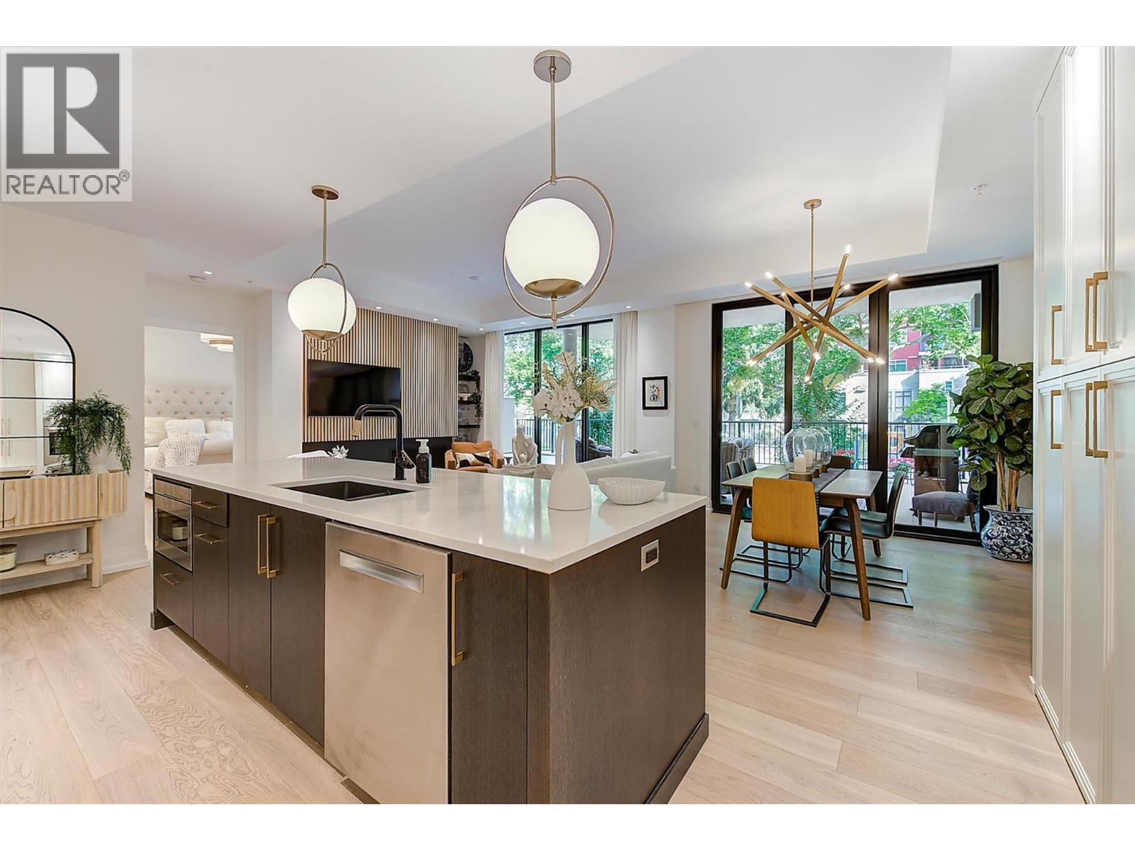 Photo 50 of 450 Groves Avenue Unit 102, Kelowna BC