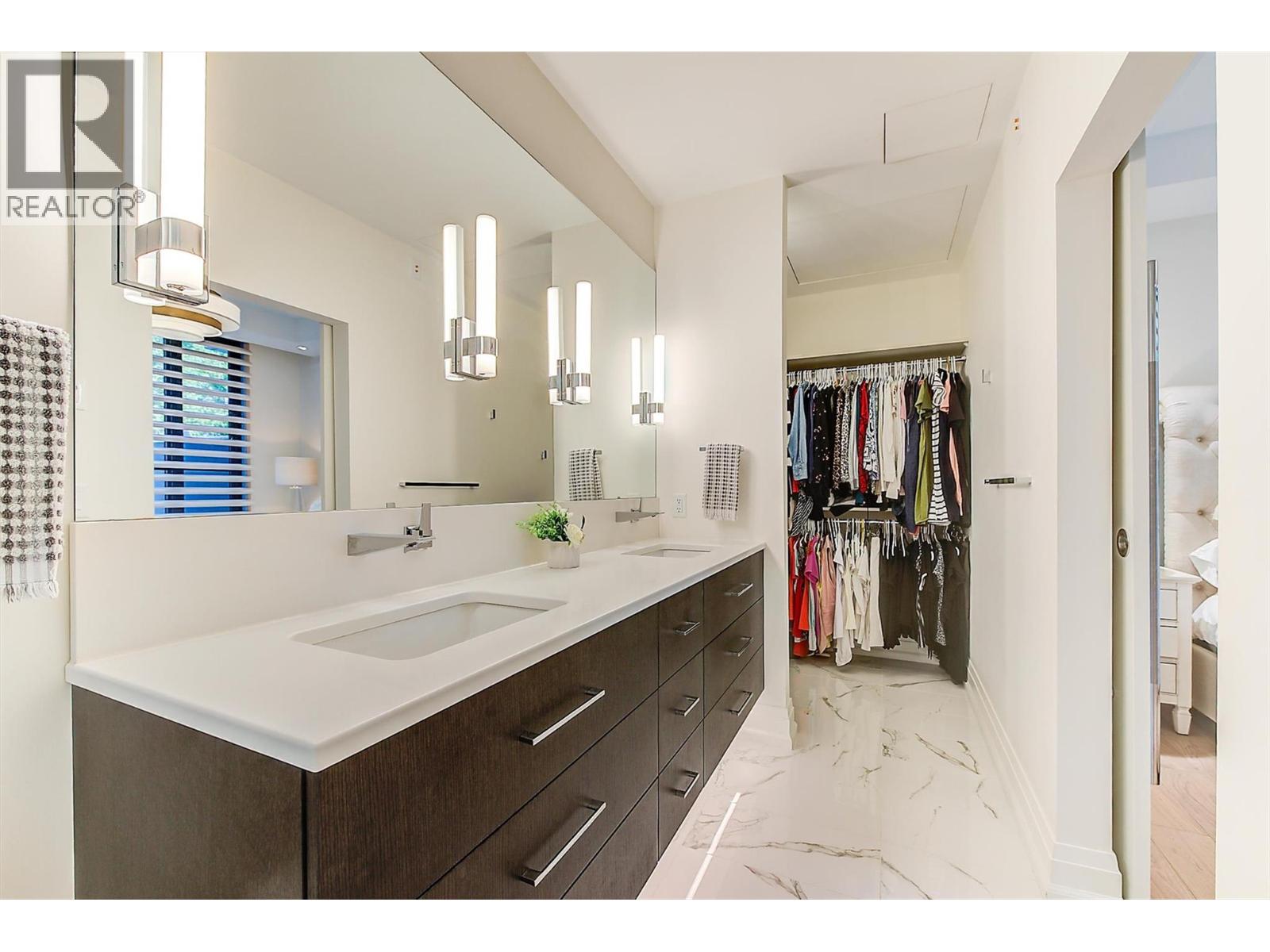 Photo 6 of 450 Groves Avenue Unit 102, Kelowna BC