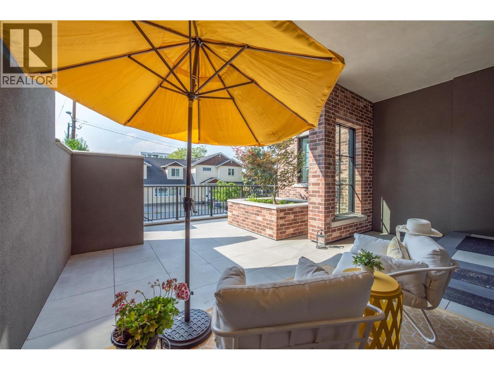 Photo 39 of 450 Groves Avenue Unit 102, Kelowna BC