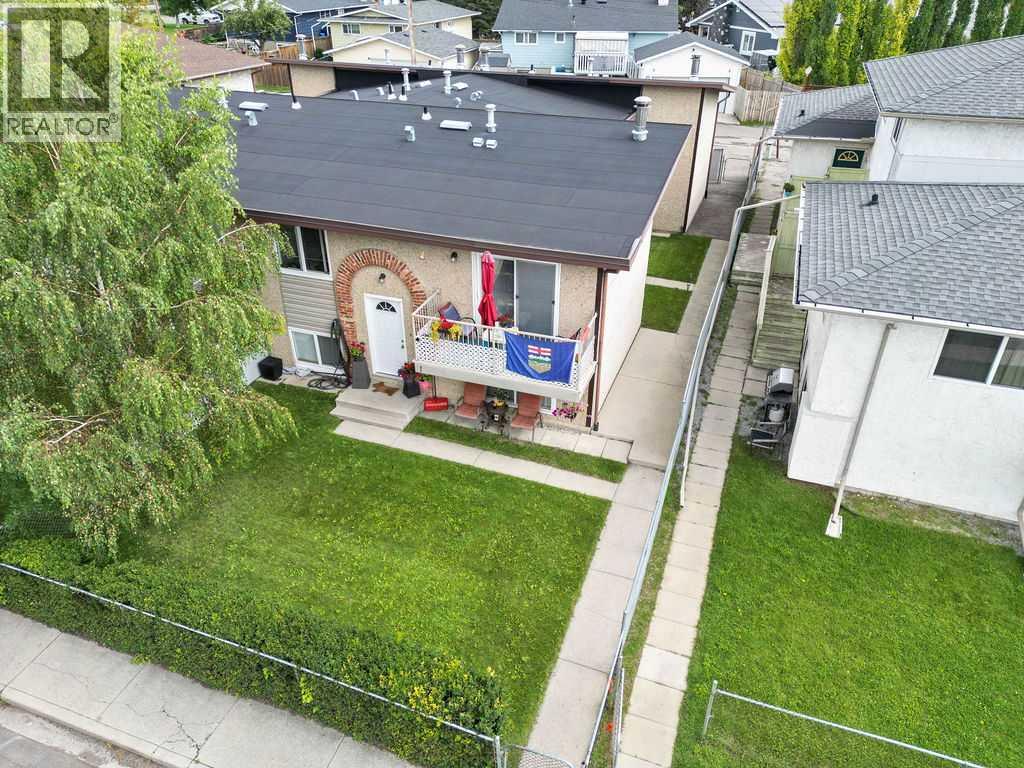 Multi-family House for Sale in  Huntley Close NE Huntington Hills Calgary 