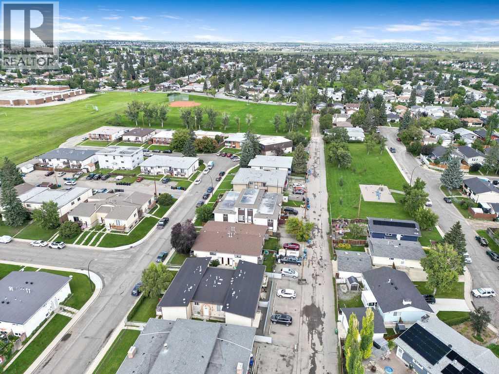 Multi-family House for Sale in  Huntley Close NE Huntington Hills Calgary 