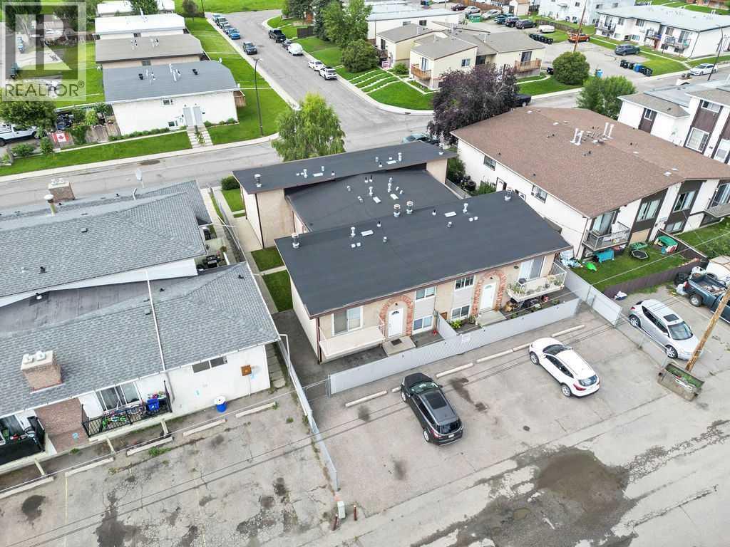 Multi-family House for Sale in  Huntley Close NE Huntington Hills Calgary 