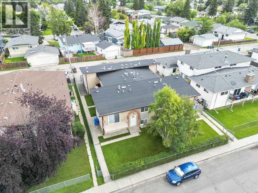 Multi-family House for Sale in  Huntley Close NE Huntington Hills Calgary 