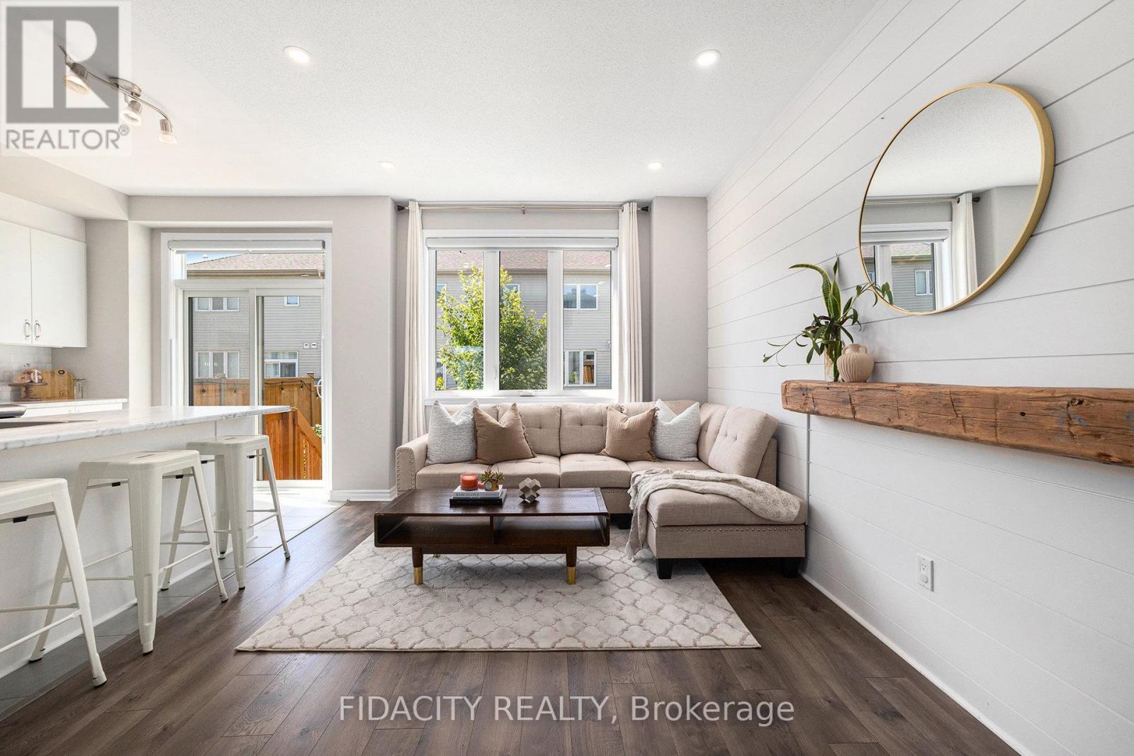 Photo 6 of 241 Bandelier Way, Ottawa ON