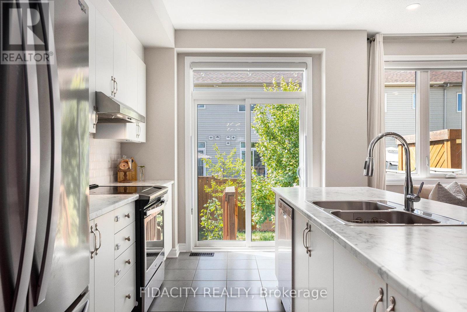 Photo 22 of 241 Bandelier Way, Ottawa ON
