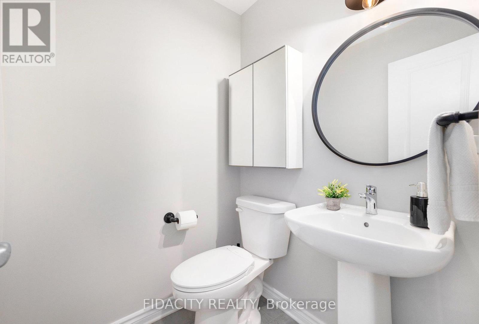 Photo 1 of 241 Bandelier Way, Ottawa ON