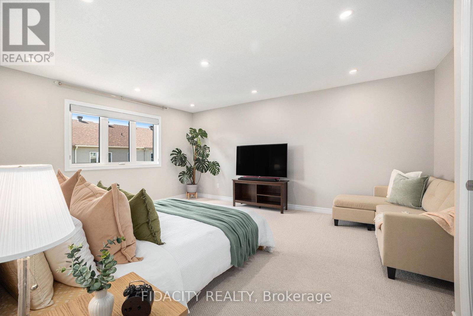 Photo 28 of 241 Bandelier Way, Ottawa ON