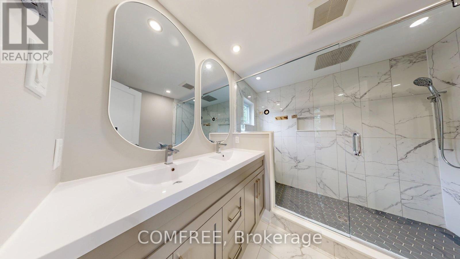 Photo 20 of 70 Sirocco Crescent, Ottawa ON
