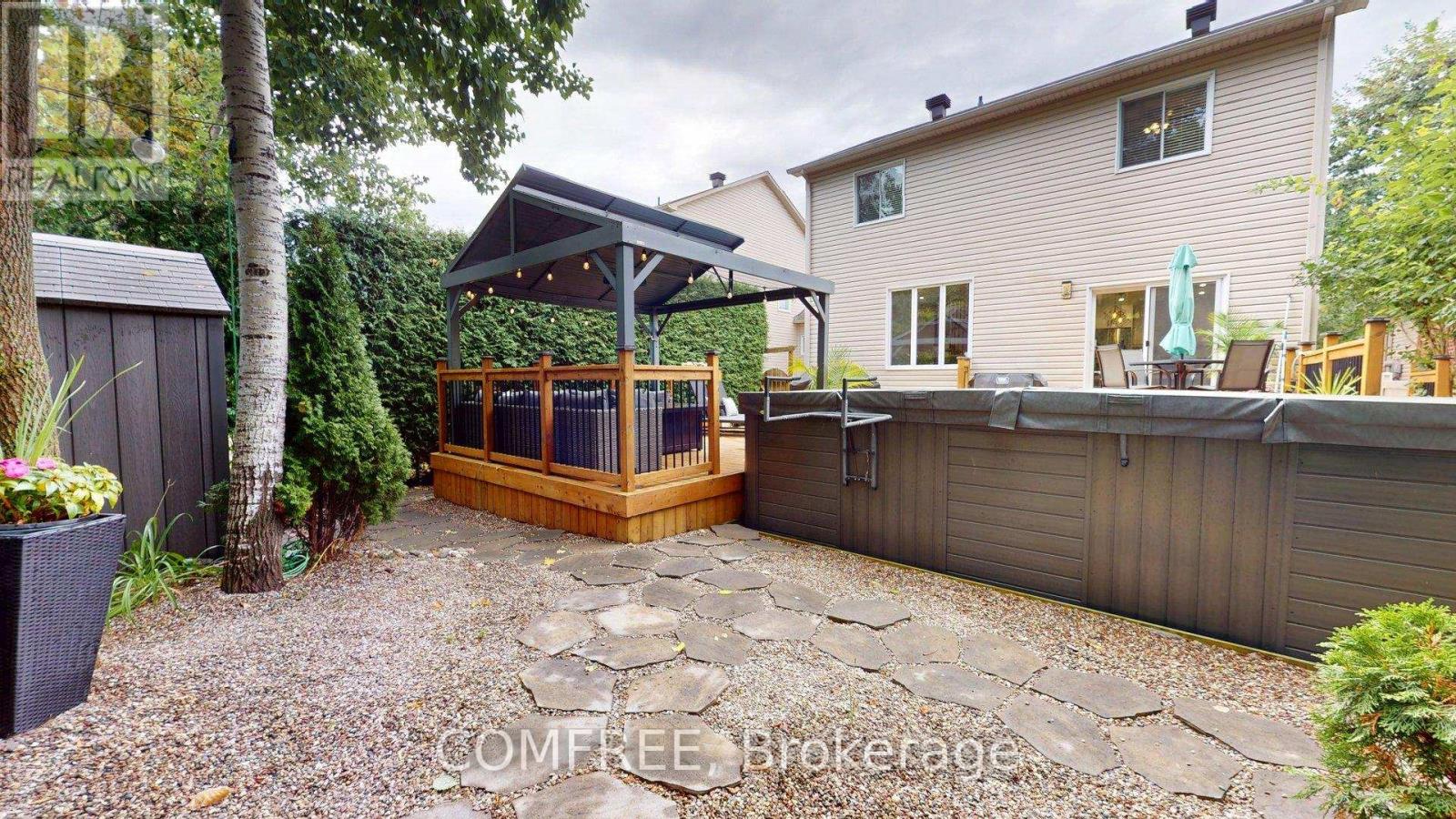 Photo 45 of 70 Sirocco Crescent, Ottawa ON