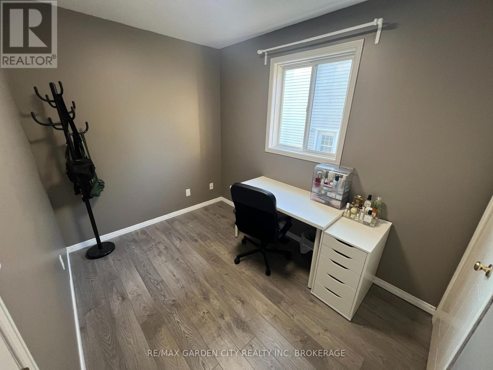 Photo 22 of 5715 Deerbrook Street, Niagara Falls ON