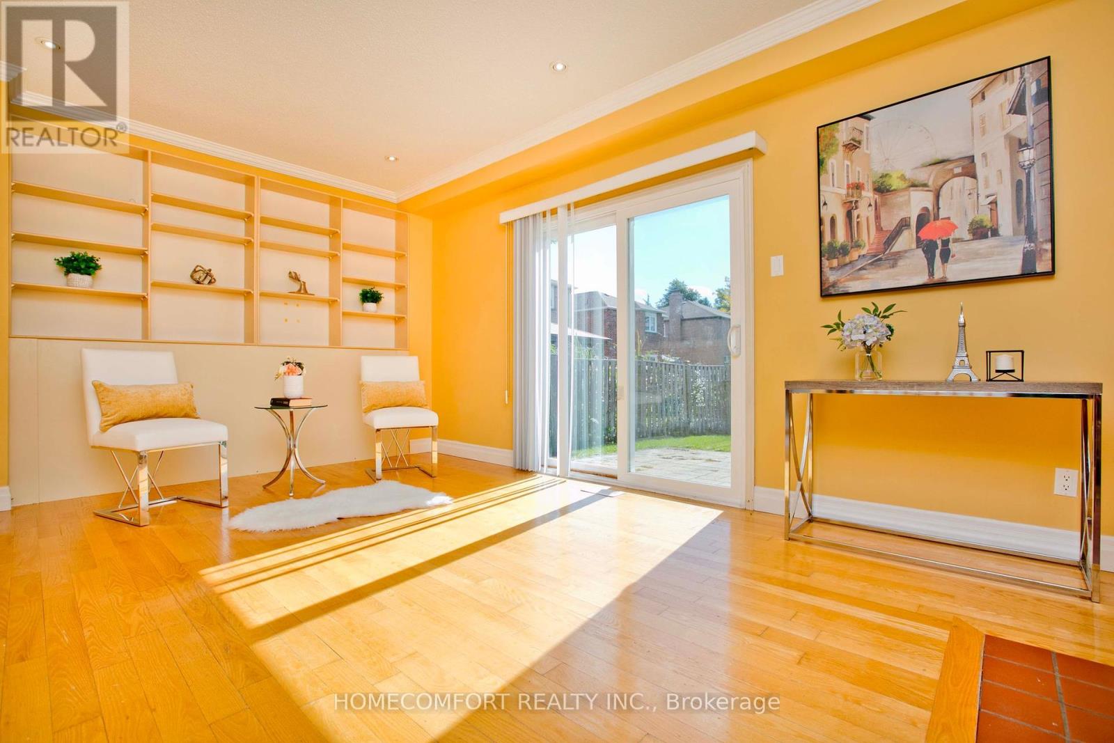 Photo 14 of 100 Nettlecreek Crescent, Toronto ON