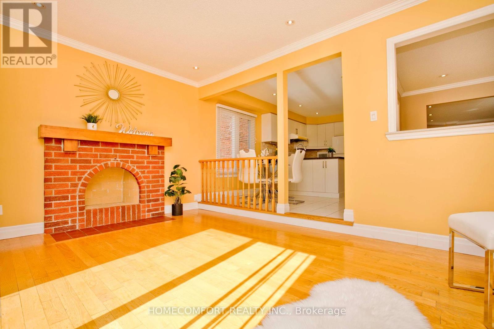 Photo 15 of 100 Nettlecreek Crescent, Toronto ON