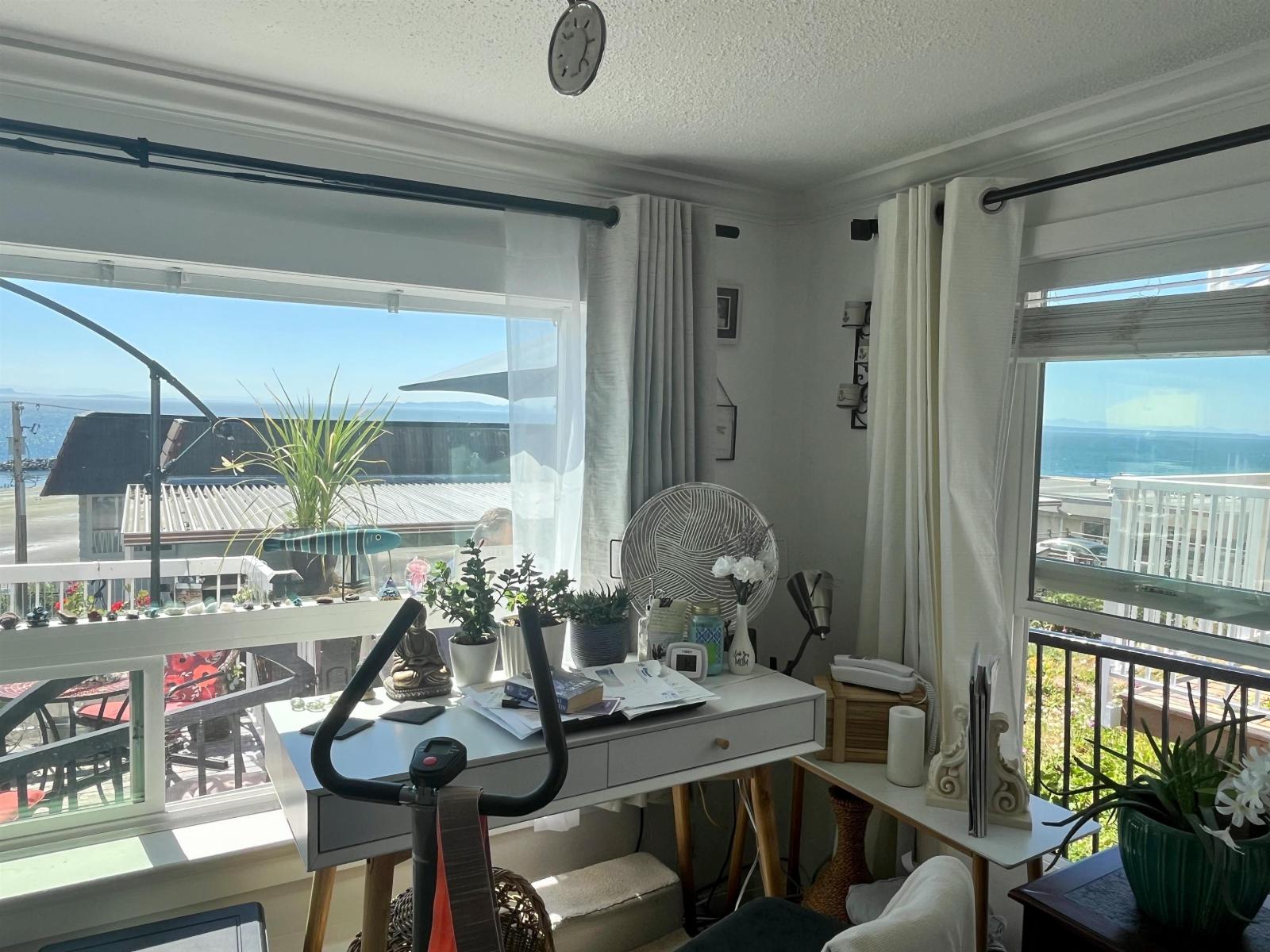 15156 VICTORIA AVENUE, White Rock