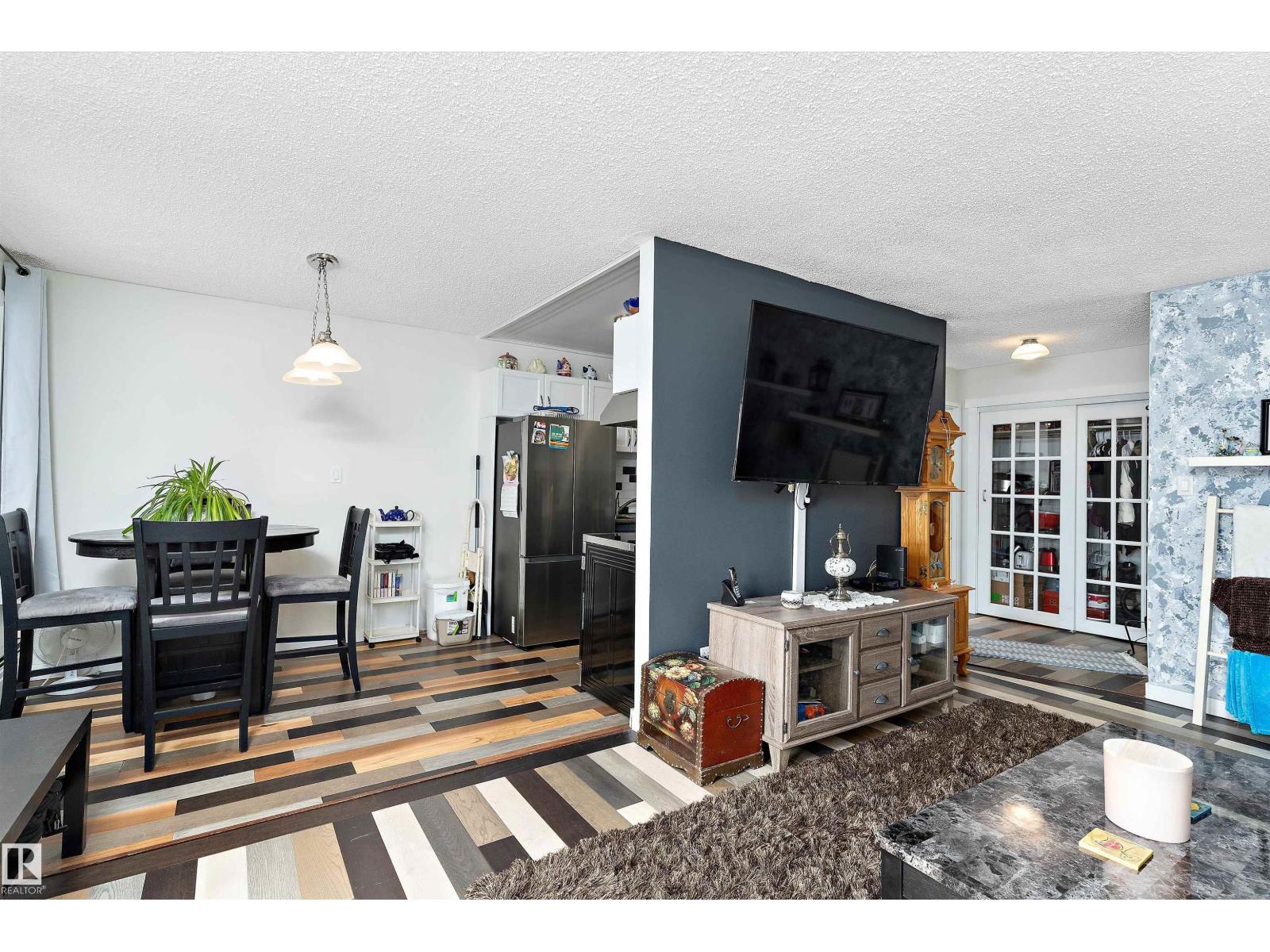 Photo 11 of 3 13450 Fort Rd Nw, Edmonton AB