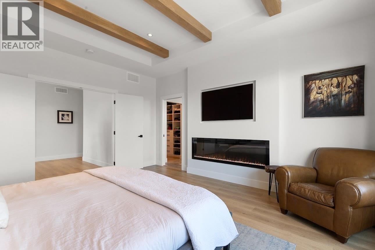  254 Summer Wood Drive, Kelowna