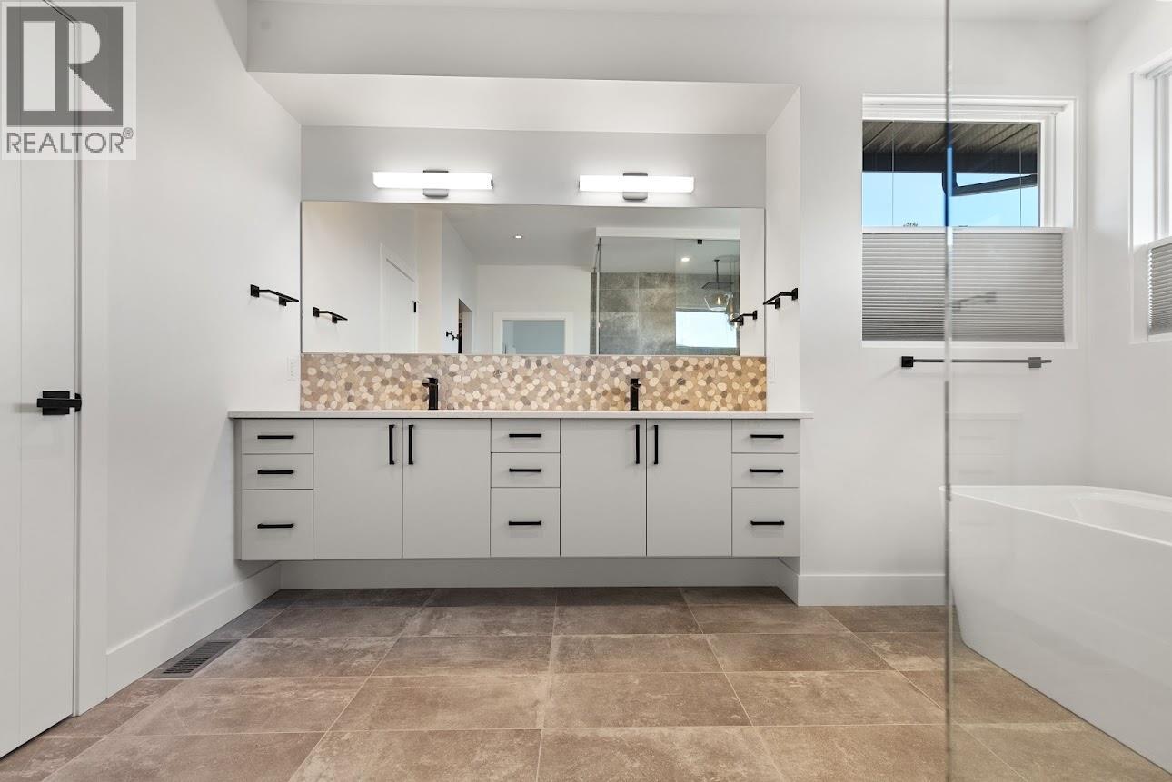  254 Summer Wood Drive, Kelowna