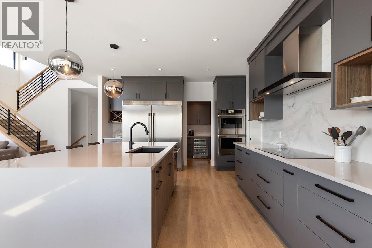  254 Summer Wood Drive, Kelowna