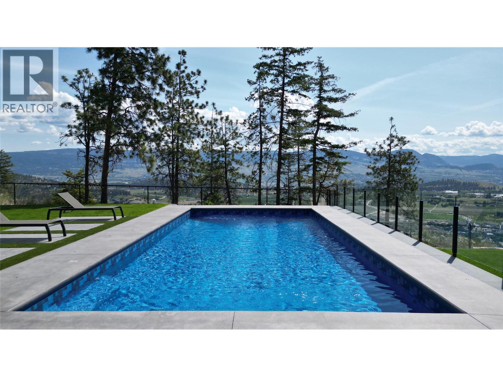  254 Summer Wood Drive, Kelowna