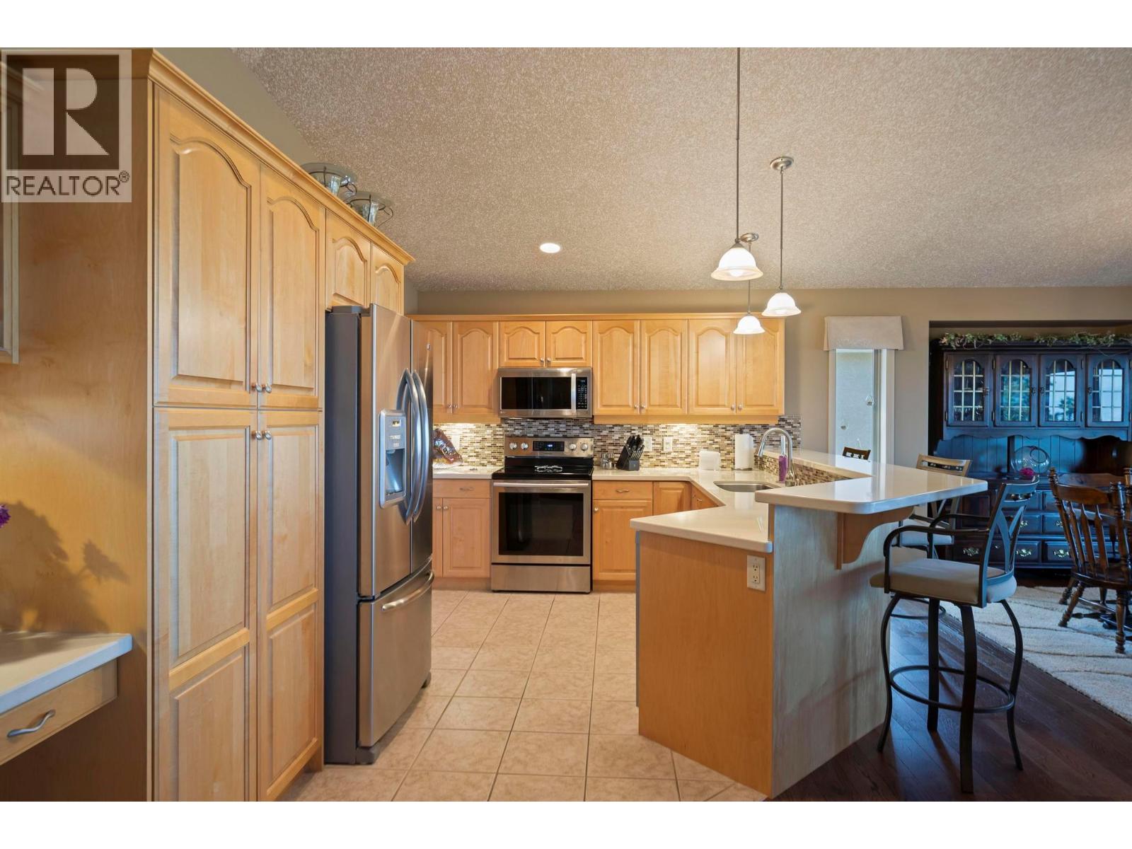 Photo 31 of 1000 Lone Pine Drive, Kelowna BC