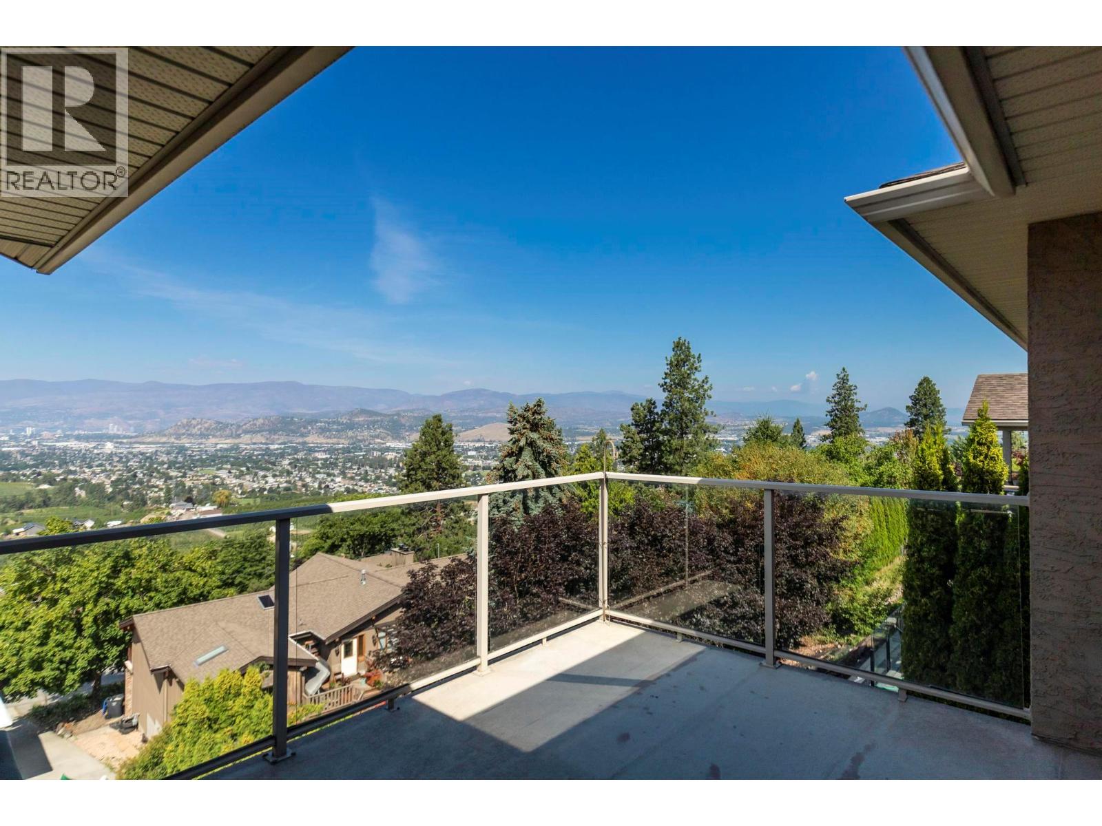 Photo 33 of 1000 Lone Pine Drive, Kelowna BC