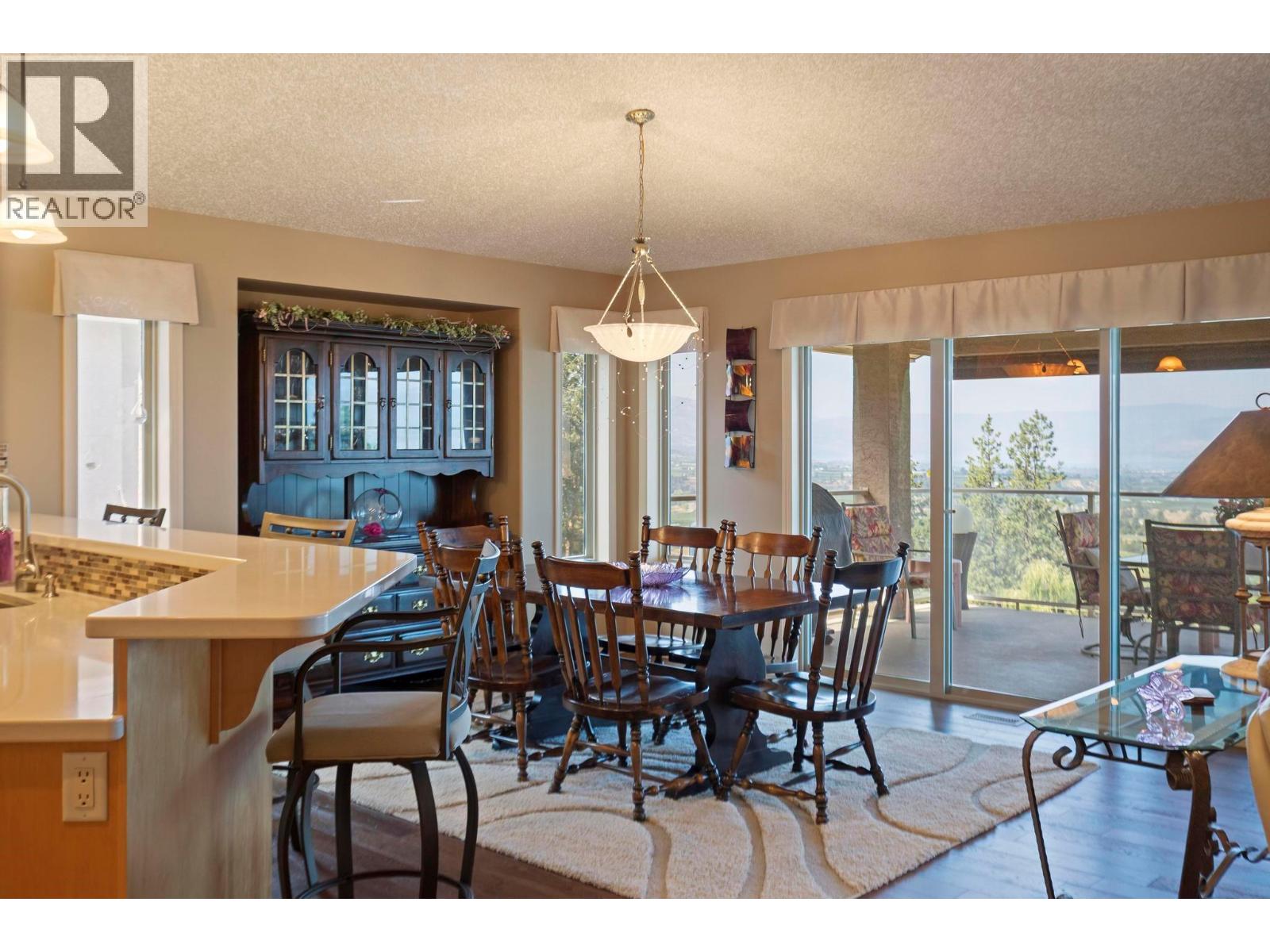 Photo 18 of 1000 Lone Pine Drive, Kelowna BC