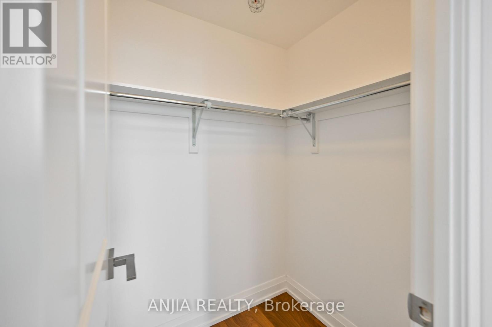 Photo 33 of 1032 7161 Yonge Street, Markham ON