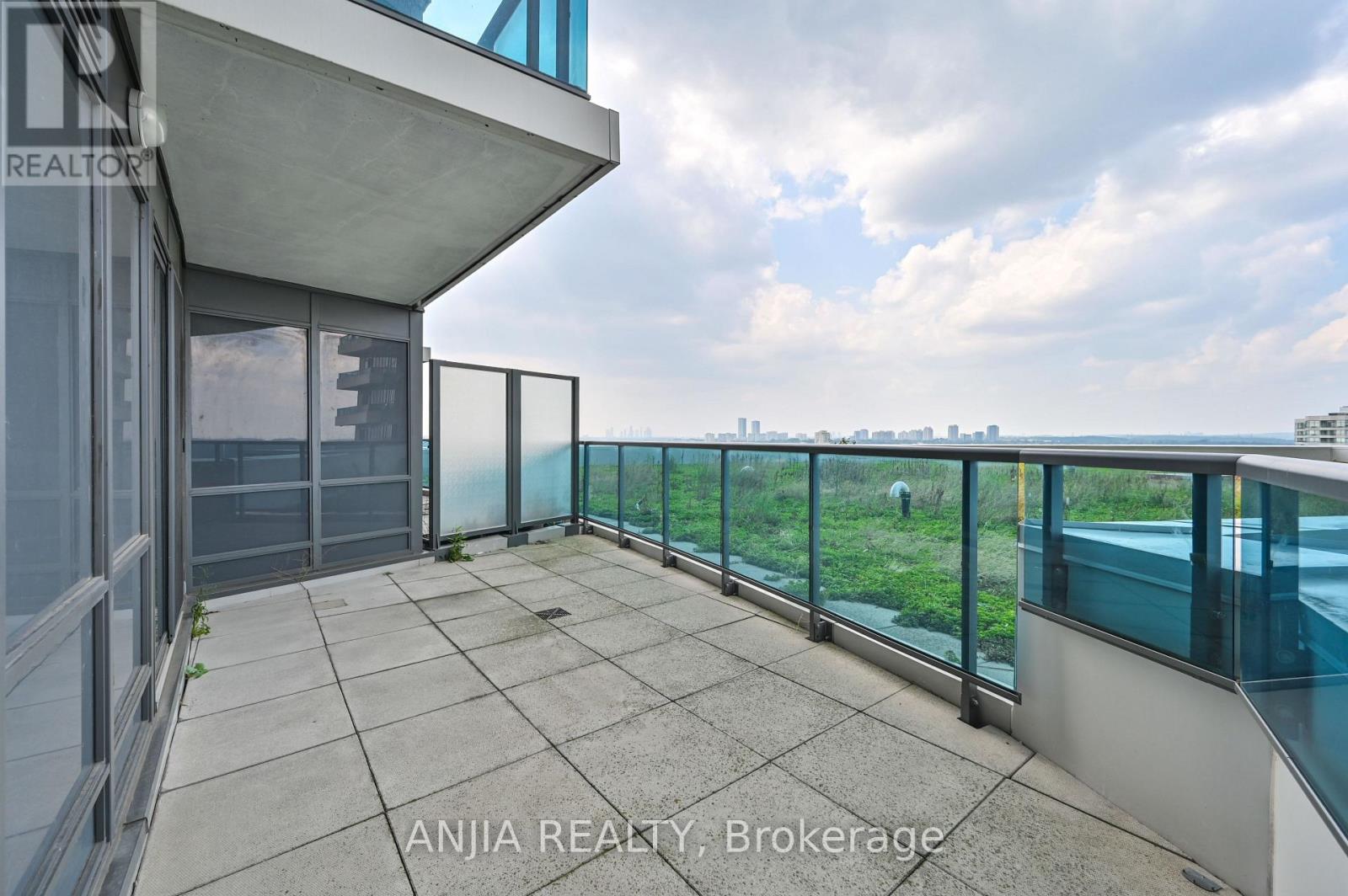Photo 35 of 1032 7161 Yonge Street, Markham ON