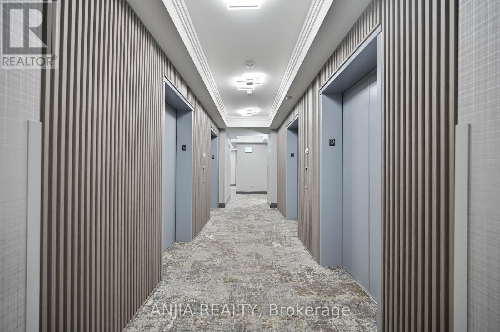 Photo 7 of 1032 7161 Yonge Street, Markham ON