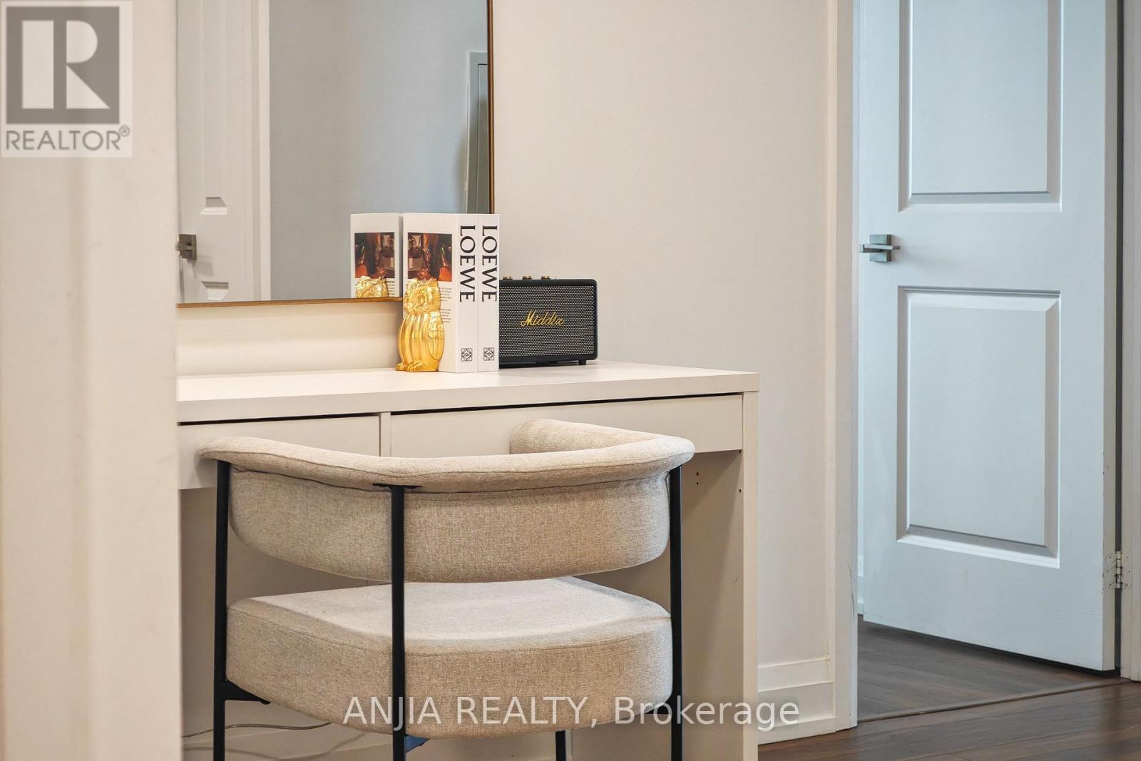 Photo 32 of 1032 7161 Yonge Street, Markham ON