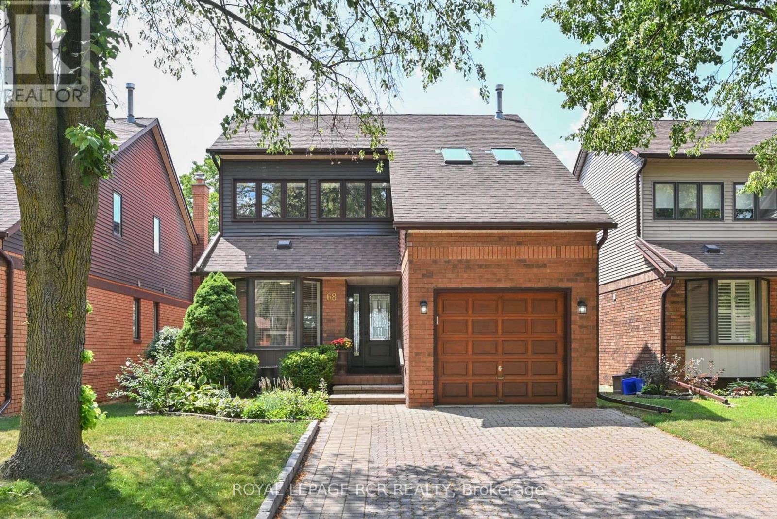 Photo 1 of 68 Riverview Road, New Tecumseth ON