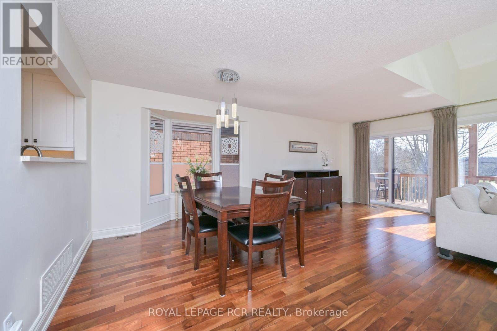Photo 11 of 68 Riverview Road, New Tecumseth ON