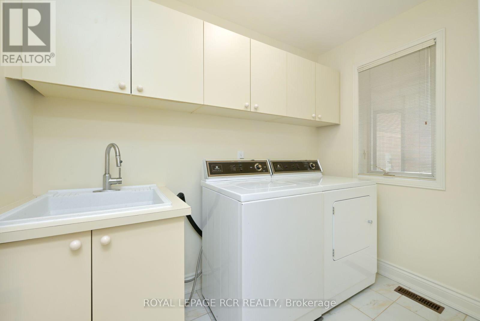 Photo 16 of 68 Riverview Road, New Tecumseth ON