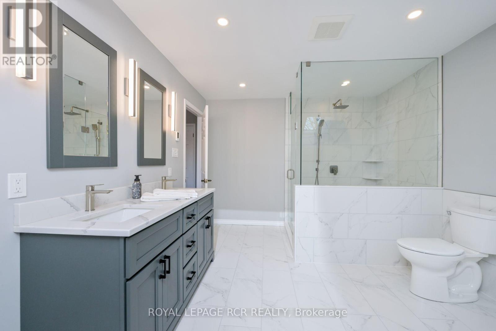 Photo 24 of 68 Riverview Road, New Tecumseth ON
