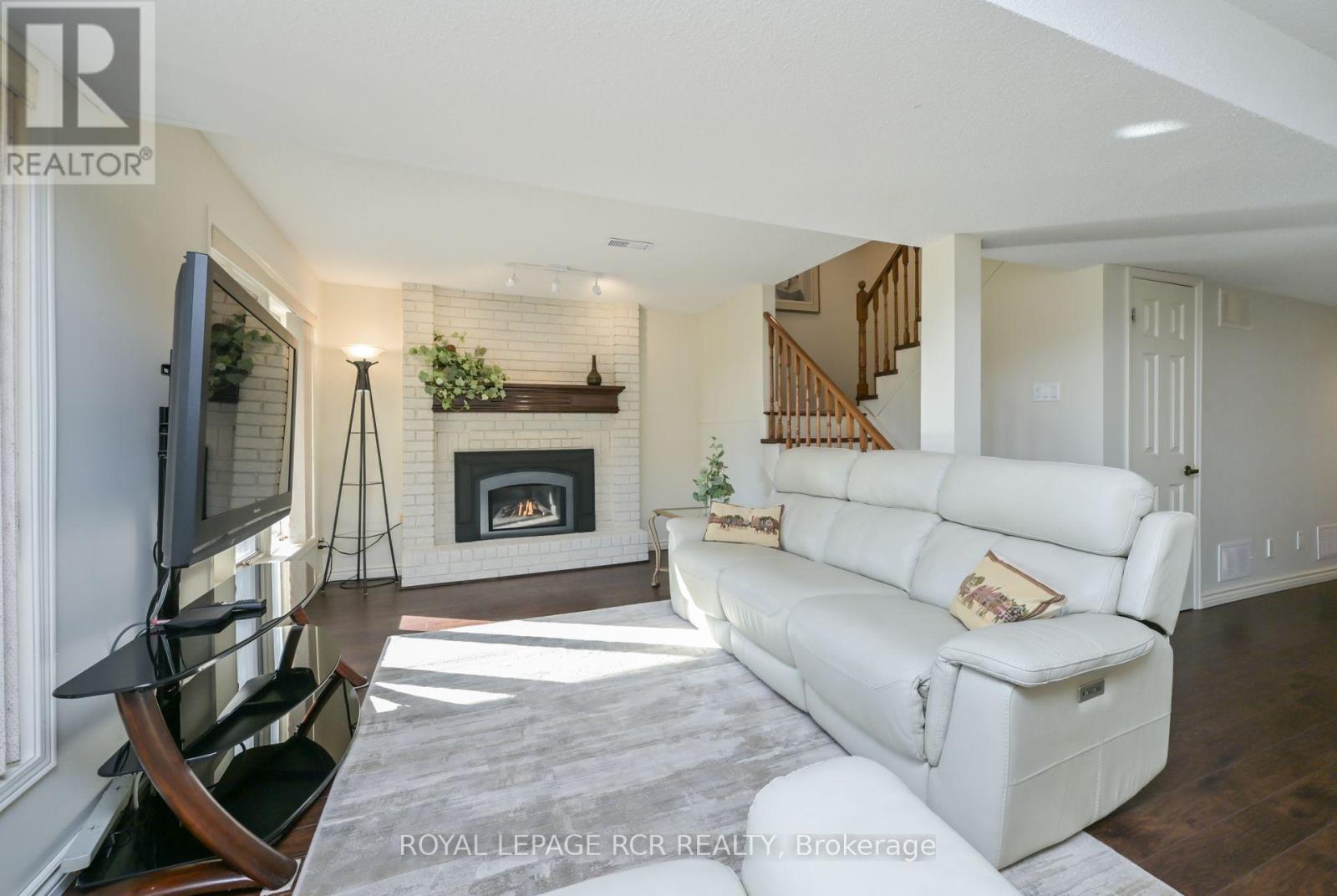 Photo 30 of 68 Riverview Road, New Tecumseth ON