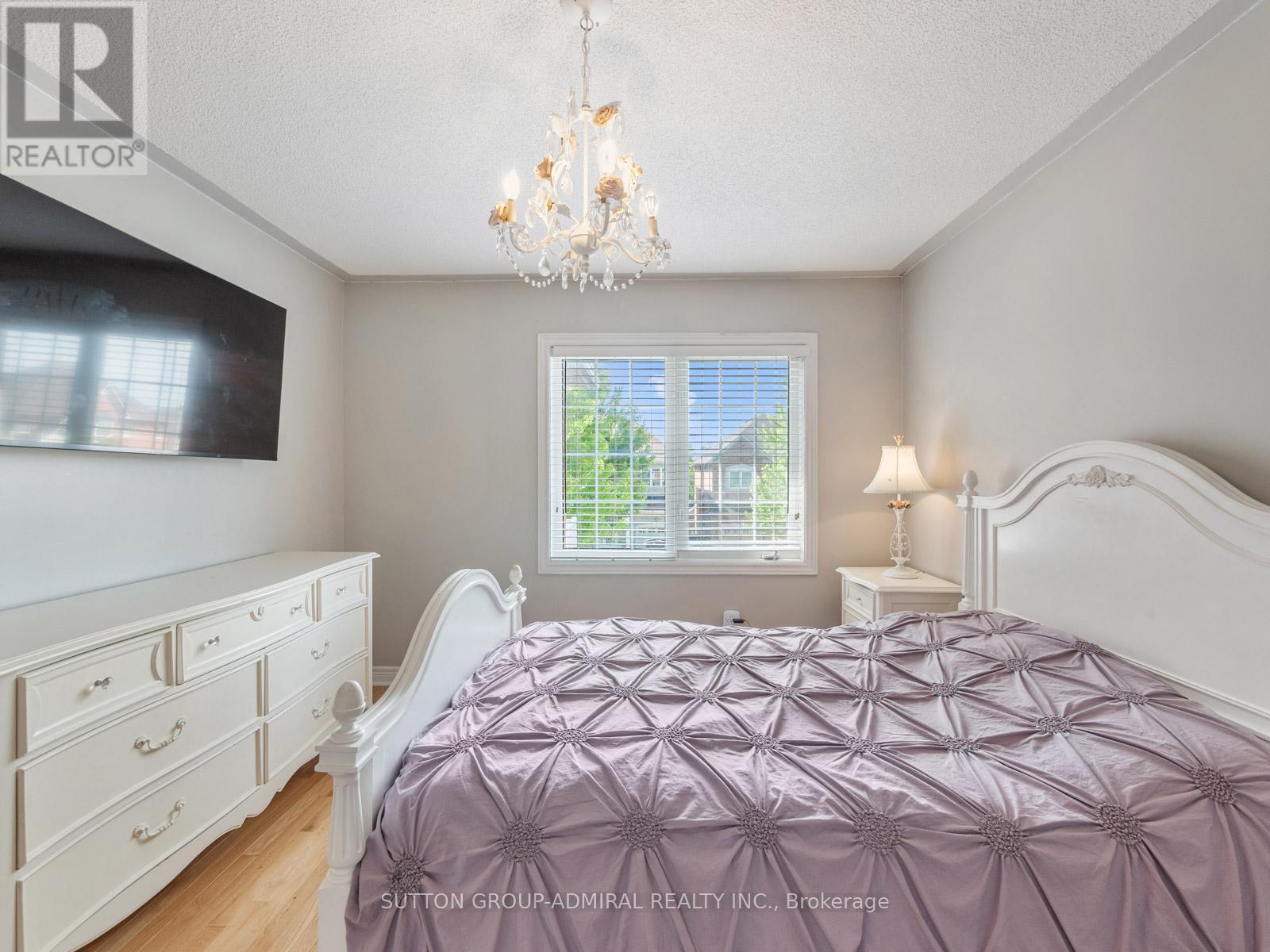 Photo 18 of 4 Haywood Drive, Markham ON