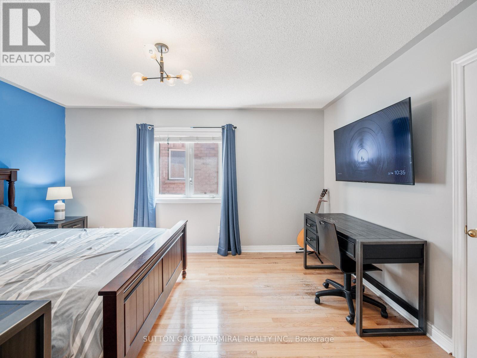 Photo 28 of 4 Haywood Drive, Markham ON
