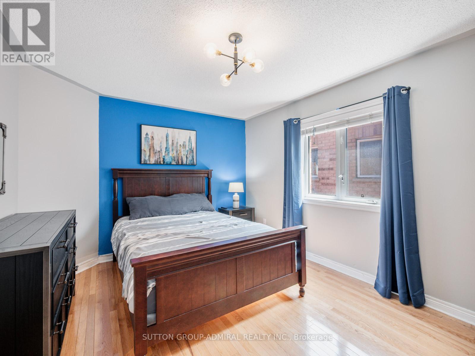 Photo 29 of 4 Haywood Drive, Markham ON