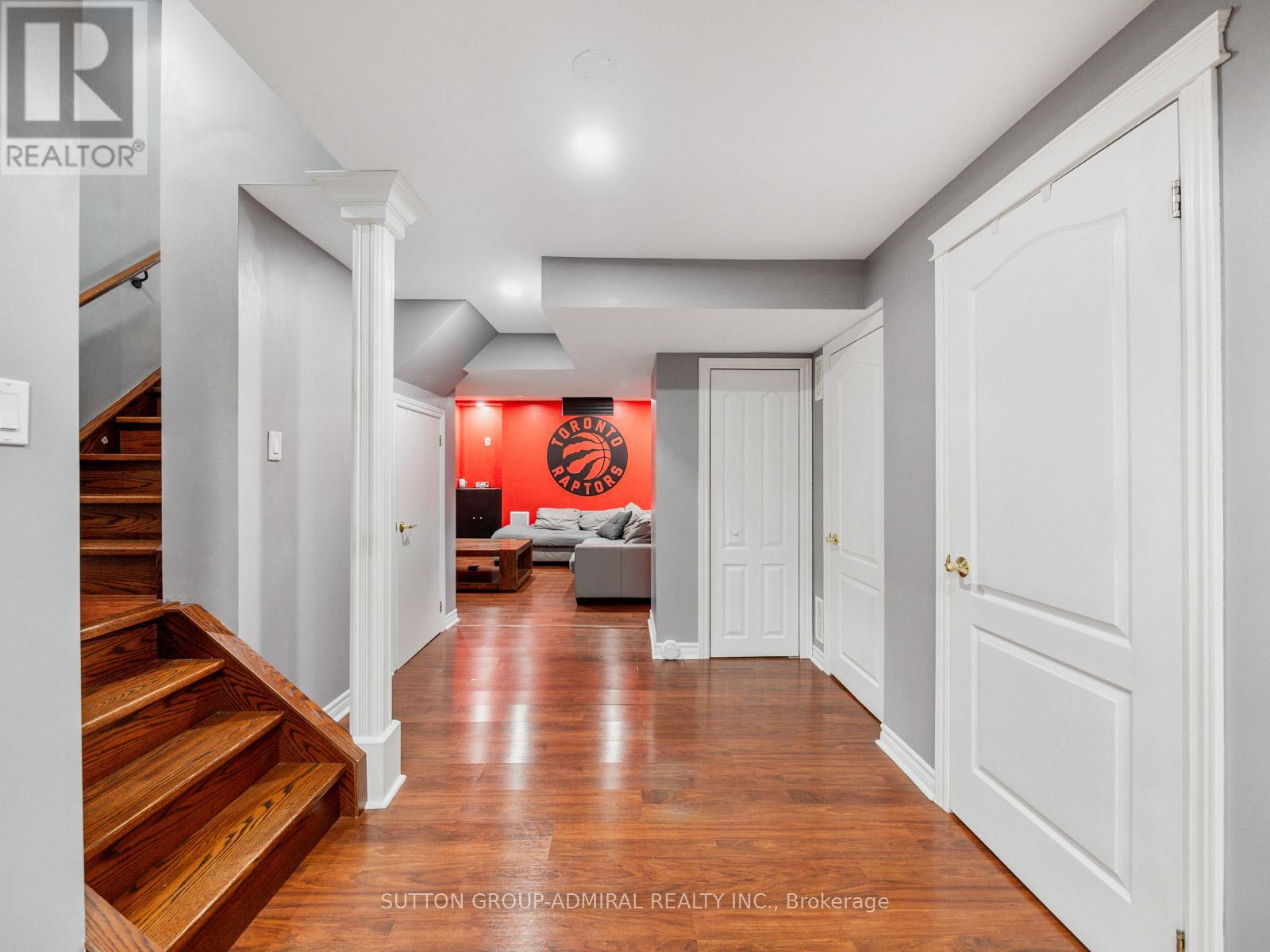 Photo 32 of 4 Haywood Drive, Markham ON