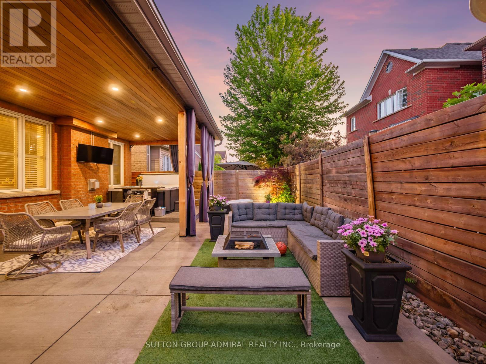 Photo 41 of 4 Haywood Drive, Markham ON