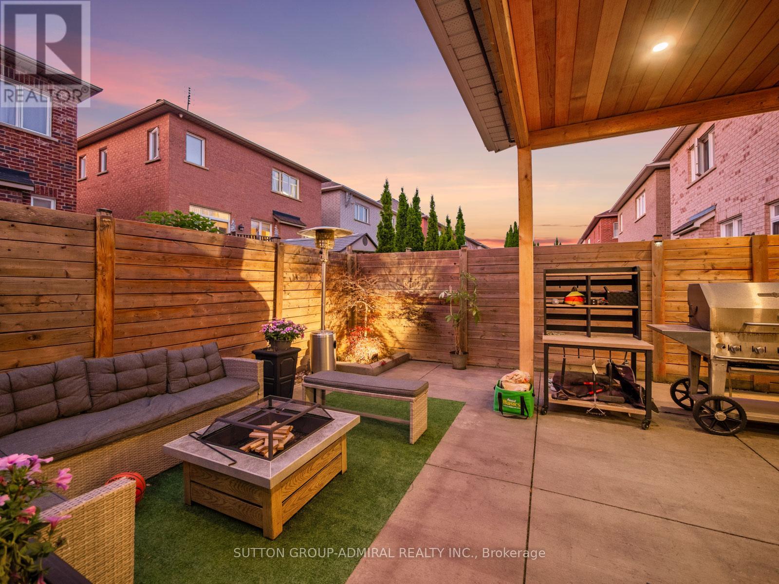 Photo 45 of 4 Haywood Drive, Markham ON