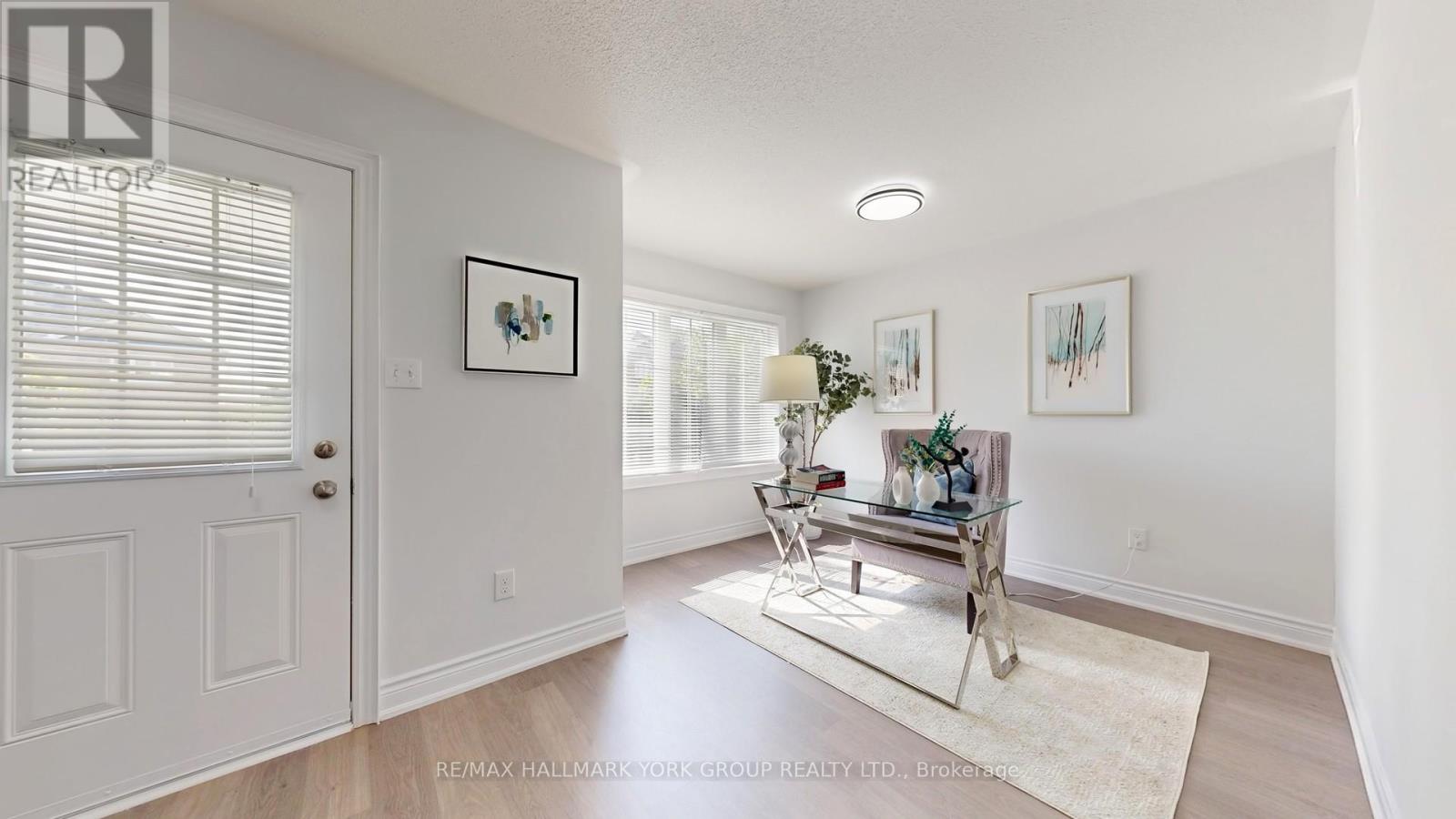 Photo 24 of 6 Roy Grove Way, Markham ON