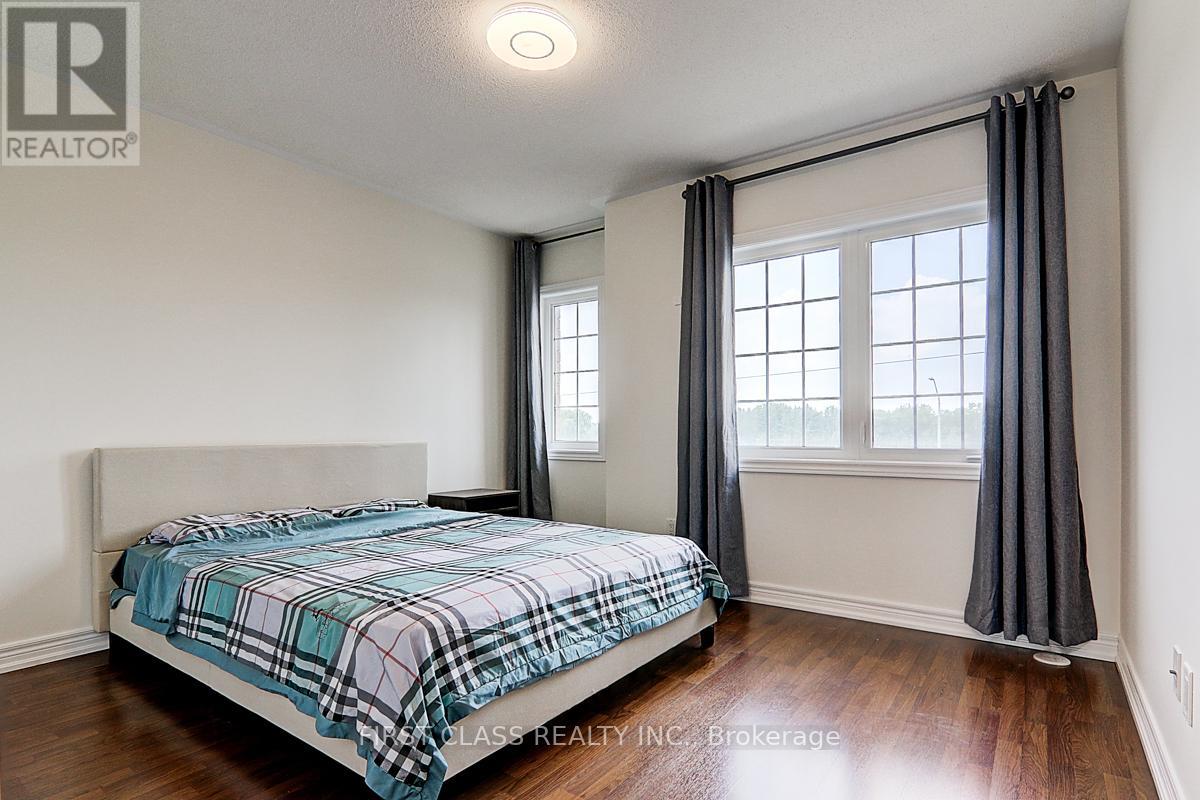 Photo 25 of 5303 Major Mackenzie Drive E, Markham ON