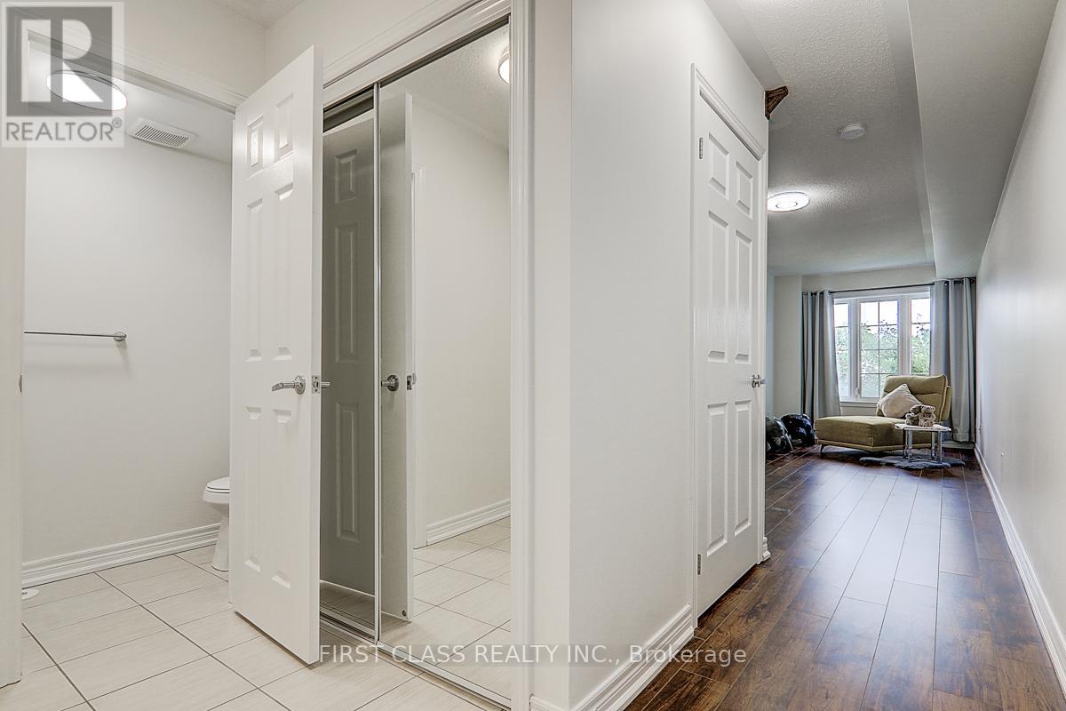 Photo 6 of 5303 Major Mackenzie Drive E, Markham ON
